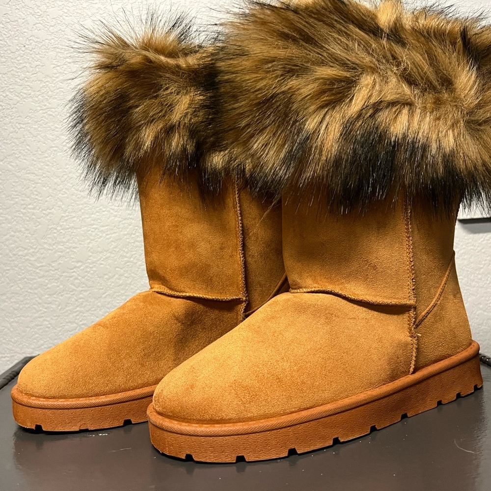 New BAMBOO Boots with box!